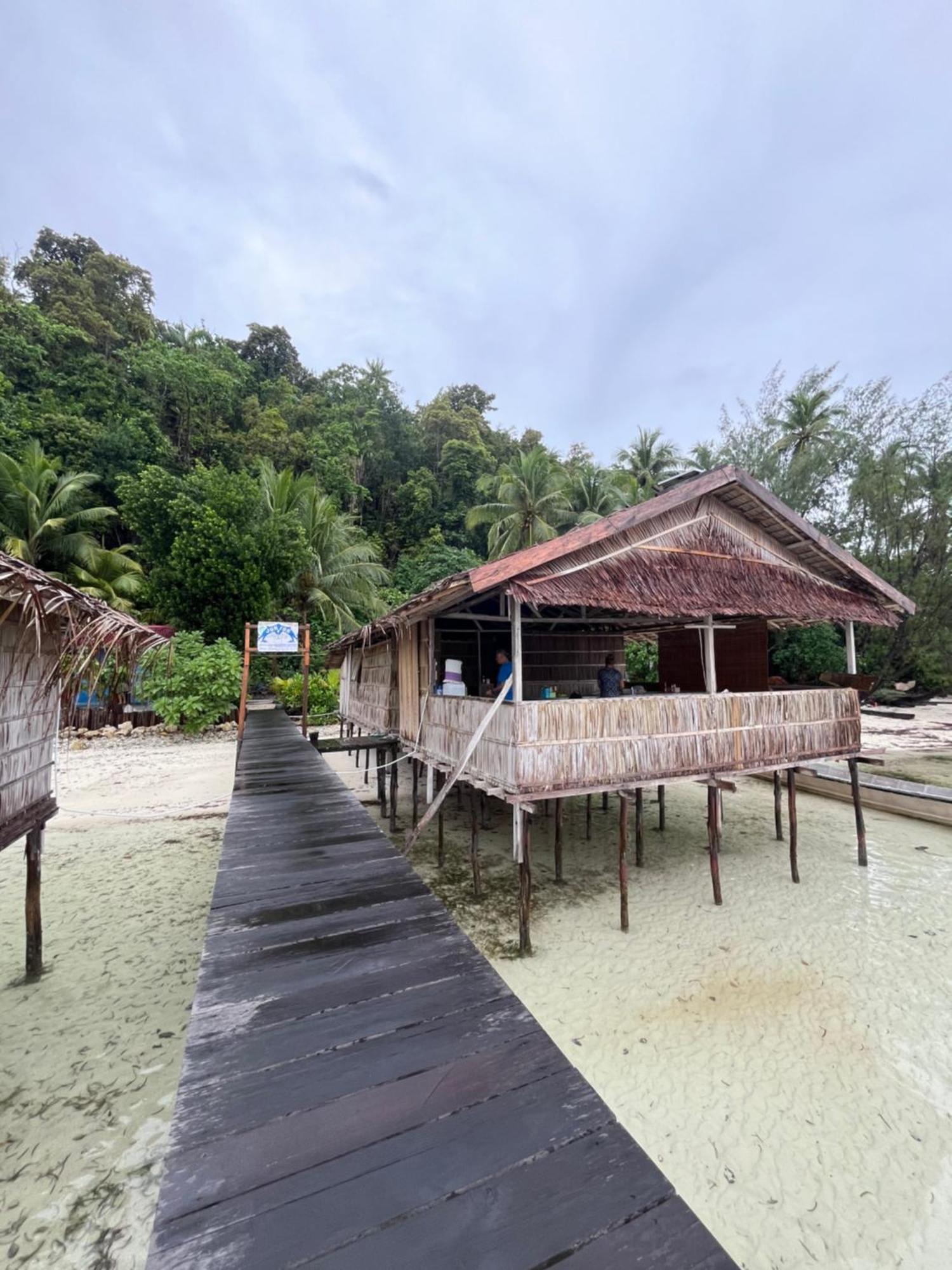 Junior Homestay Kri Esterno foto