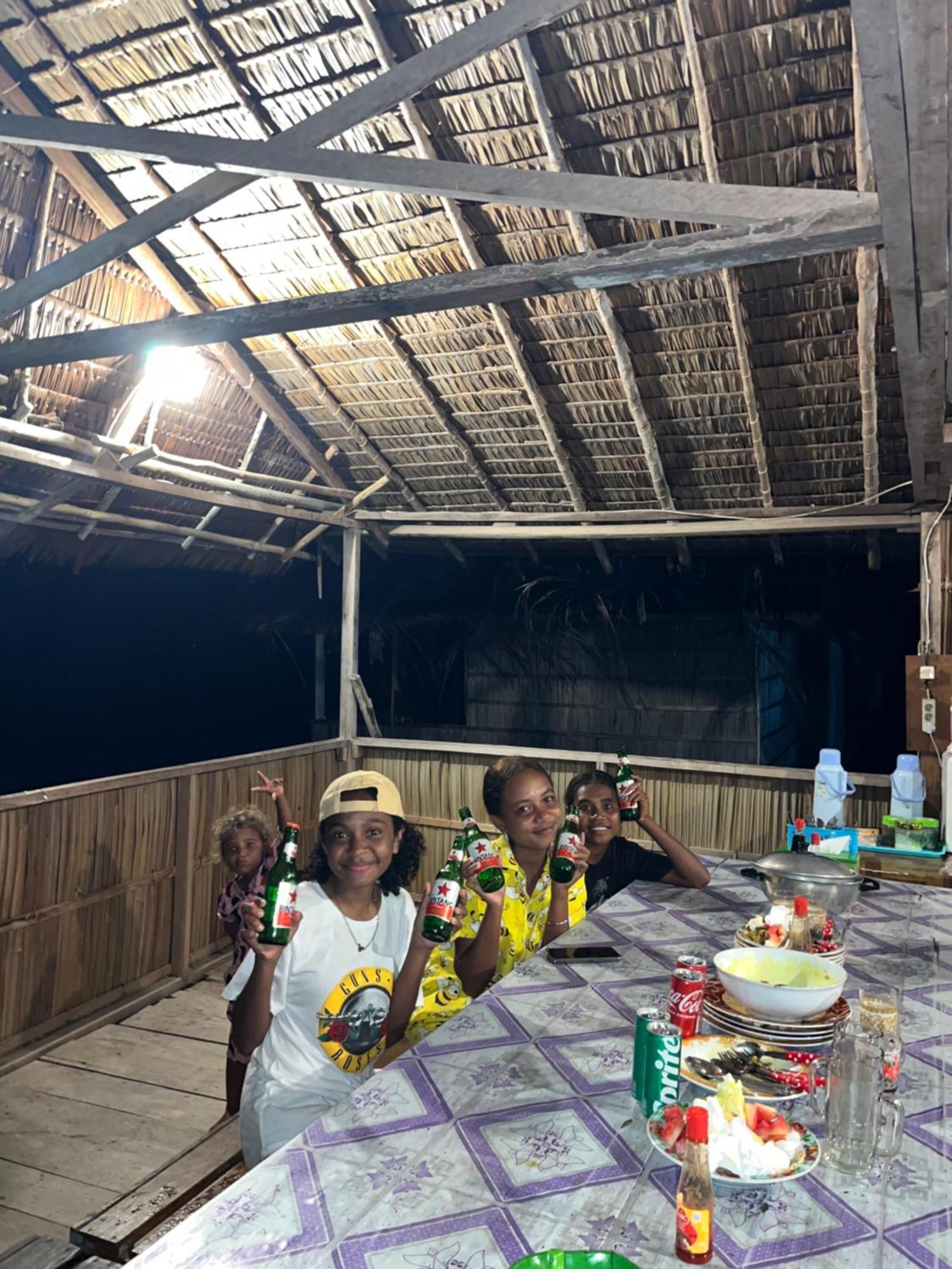 Junior Homestay Kri Esterno foto